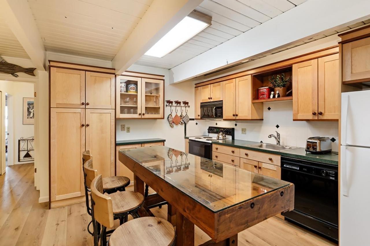 Chateau Dumont Unit 2, Condo With Central, Downtown Location Aspen Exterior foto